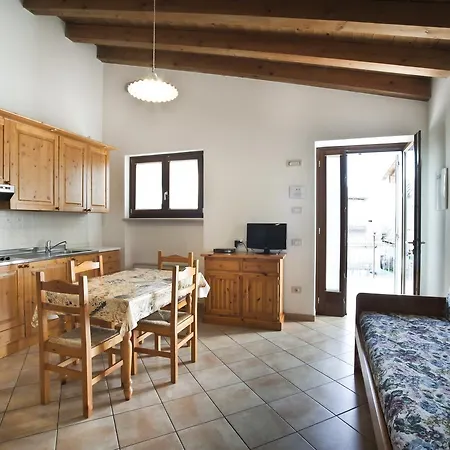 Отель Le Sigalette Salionze